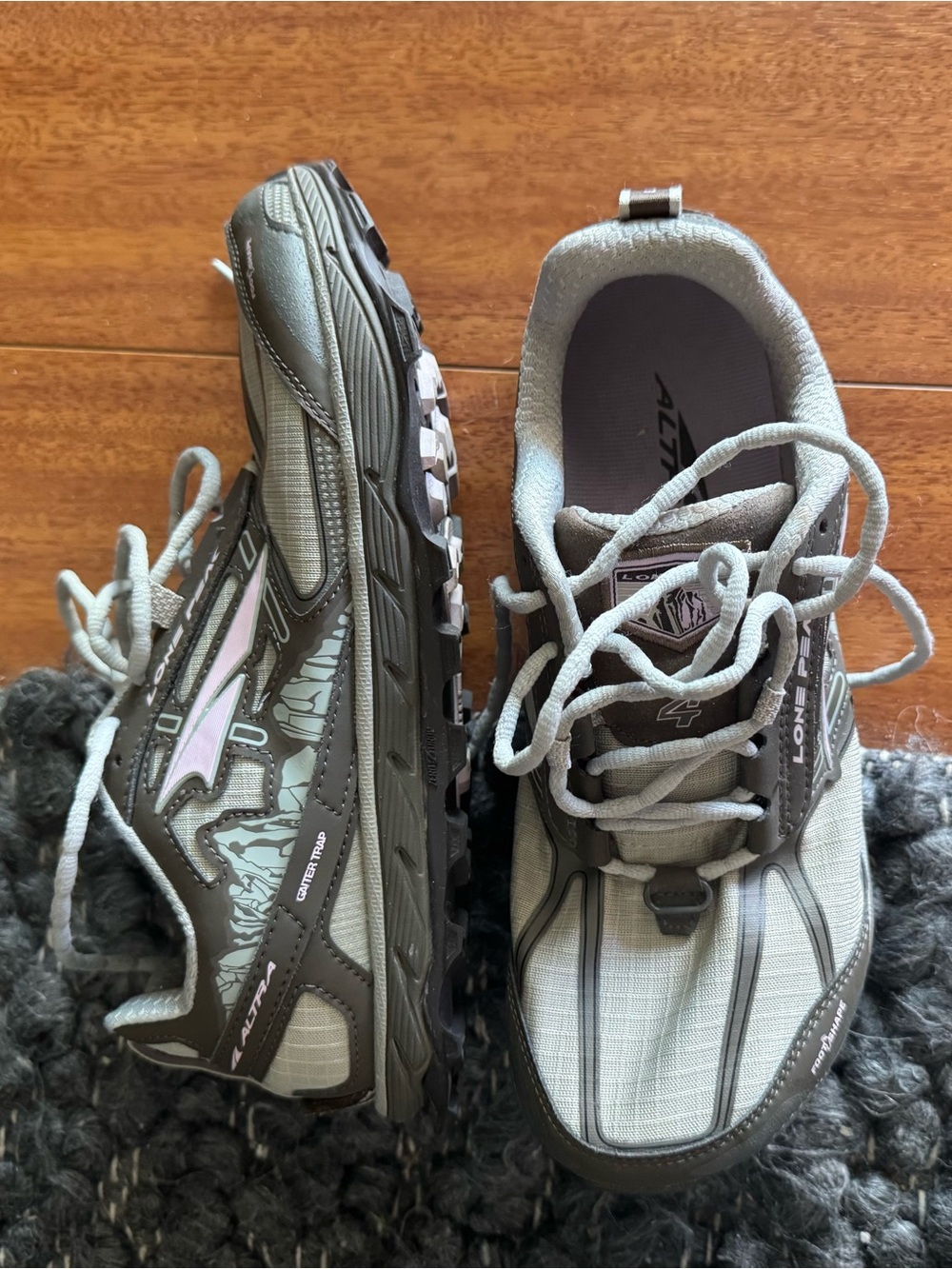 Altra Lone Peak 4.0 women's trail running shoe Size 10